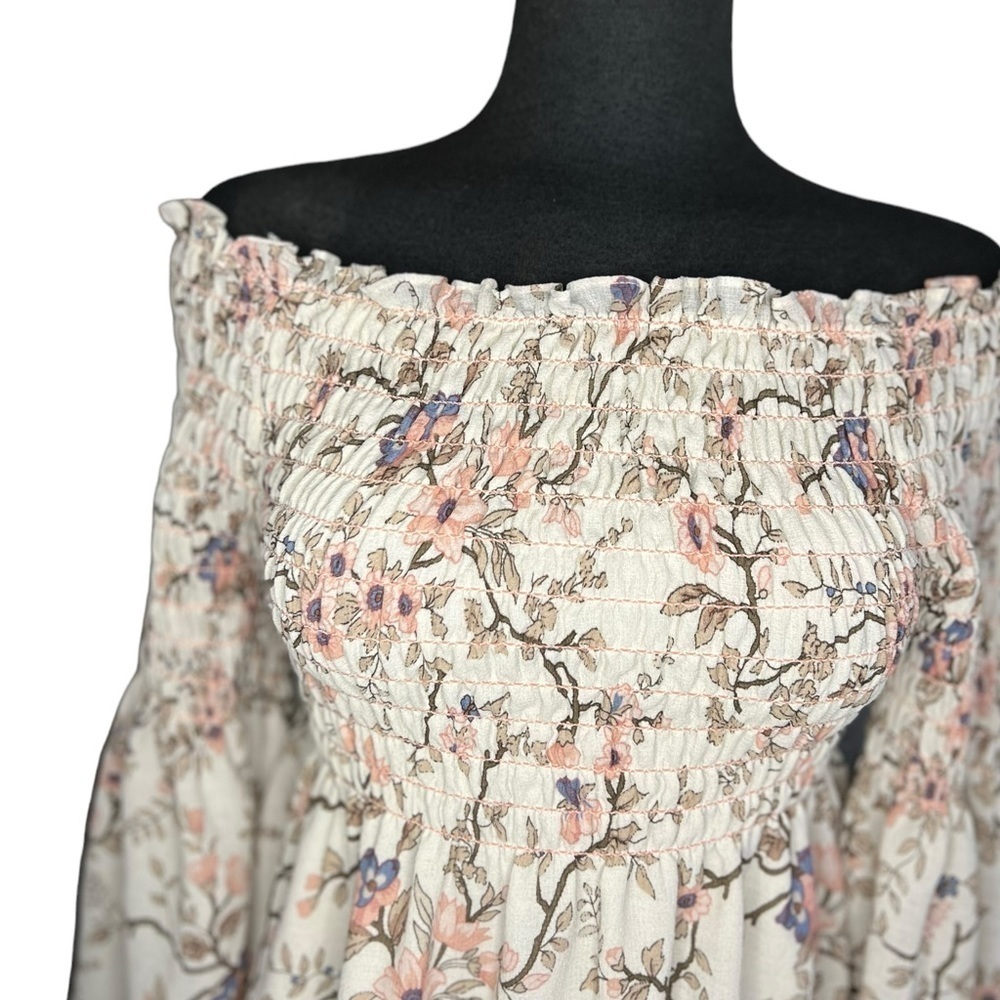 Max Studio  Smocked Off Shoulder Floral Blouse  Small - Picture 2 of 5
